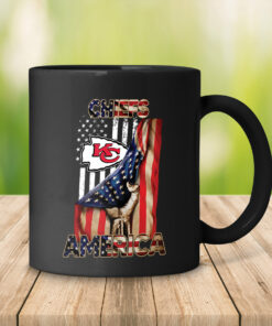Kansas City Chiefs USA Flag Independence Day Black Mug