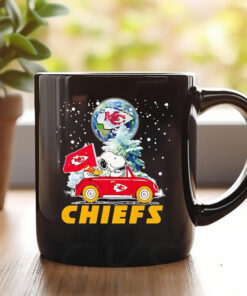 Snoopy Driving Car Snow Kansas City Chiefs Mug